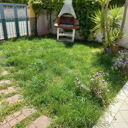 House Of Poppies Villa *