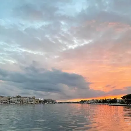 Villa House Of Poppies Brindisi